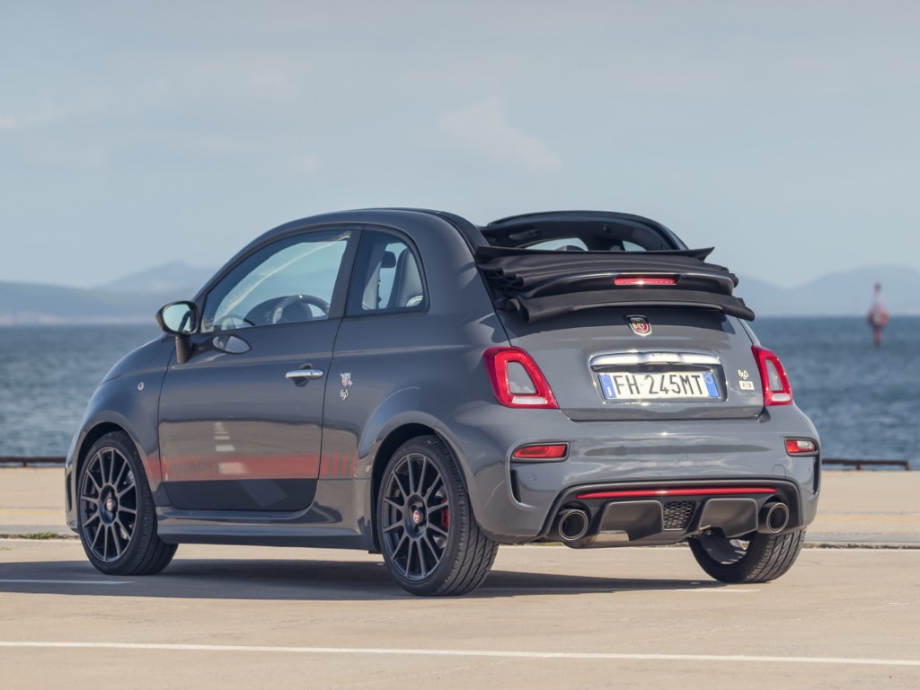 Abarth 695C Convertible 695C XSR Yamaha (Manual)